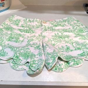 Lily Pulitzer scalloped edge shorts